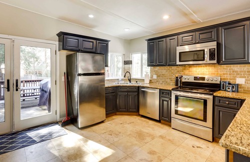 Country Club Estates House | Charming 4-bedroom house in delightful South Lake Tahoe near Tahoe golf course