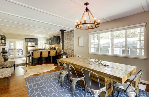 Country Club Estates House | Charming 4-bedroom house in delightful South Lake Tahoe near Tahoe golf course