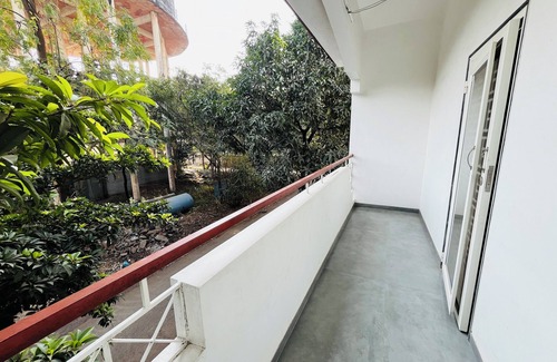 Nashik House | Charming 4-bedroom bungalow with WiFi and AC in delightful Nashik