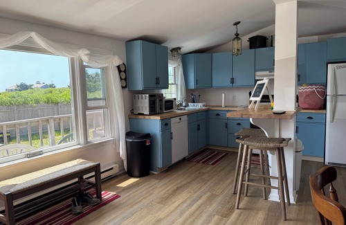 West Dennis Cottage | Charming 4-bedroom cottage in serene West Dennis, close to beach!