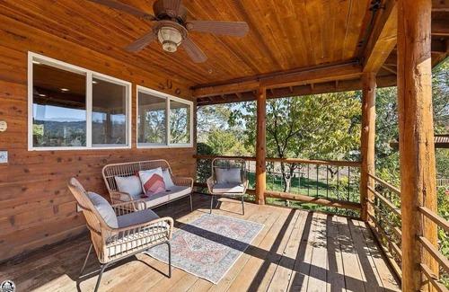 Sonora House | Charming 4-bedroom country house with AC and WiFi in delightful Sonora.