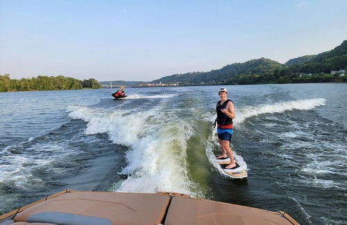 Bentonville House | Charming 4-bedroom house with WiFi and AC directly on the Ohio River with dock.