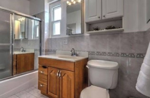 Fairfield House | Charming 4-bedroom house with AC and WiFi in serene Fairfield