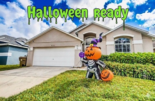 West Kissimmee House | Charming 4-bedroom house with WiFi, AC in lovely Kissimmee