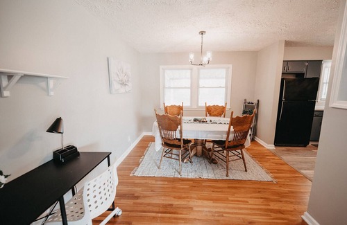 Lexington House | Charming 4-bedroom house with WiFi and AC in brilliant Lexington