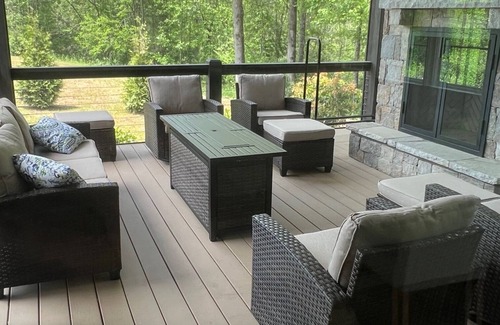 Cashiers House | Charming 4-bedroom house with AC, WiFi in welcoming Cashiers