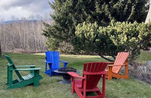 Sunapee House | Charming 4-bedroom house in enjoyable Sunapee with fitness room, WiFi