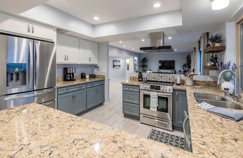 Casas Adobes West House | Charming 4-bedroom house in Tucson with Heated Pool and Hot Tub and Great Patio