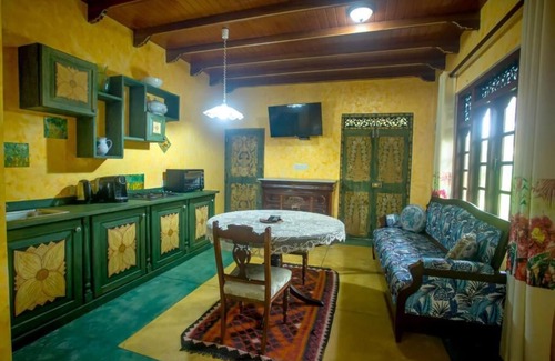 Balapitiya Villa | Charming 4-bedroom villa with WiFi, AC in serene Balapitiya