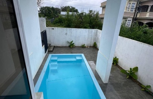Calebasses Villa | Charming 4-bedroom villa with WiFi and AC in lovely Pereybere