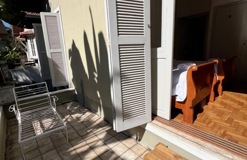 Jardim Europa House | Charming 4-Suite House in Jardim Europa