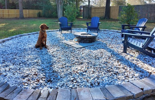 Bainbridge House | Charming 4BR/2BA Home in Bainbridge - Fenced Yard & Outdoor Fireplace!