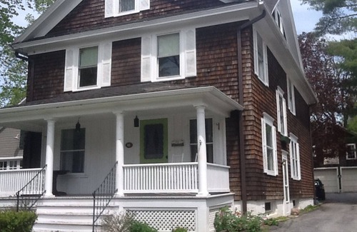 Cazenovia House | Charming 5 Bedroom, 2 Bath House in the Village, 2 Blocks from the lake.