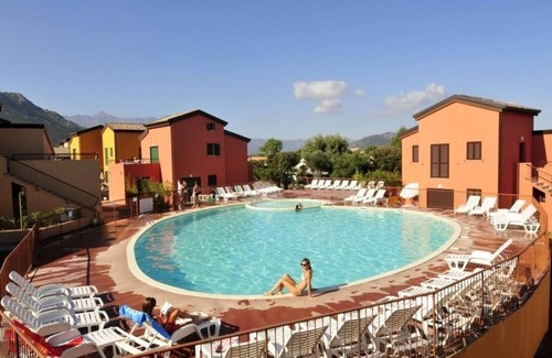 Lozari Condo | Charming air-conditioned accommodation Communal swimming pool 4 people