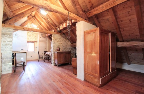 Chies House | Charming Alpine Retreat for 9