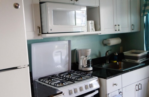 Blue Hills Apartment | Charming and Affordable Studio in Providenciales!