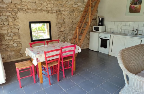Marsanne Cottage | Charming and Character Cottage in Drôme Provençale