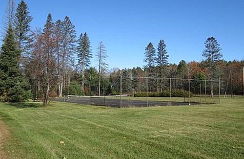 Lac du Flambeau Cottage | Charming and Cozy, 3-Season, Fence Lake Cottage with Beautiful Sunset View