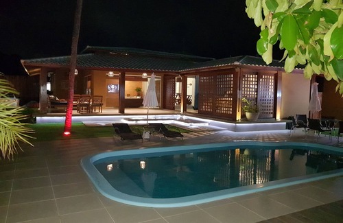 Itacimirim House | Charming and comfortable beach house with 4 suites, pool and 80mts from the beach