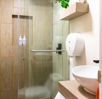 Zona 7 Apartment | Charming and Comfortable Family Room Near Forum Majadas H14