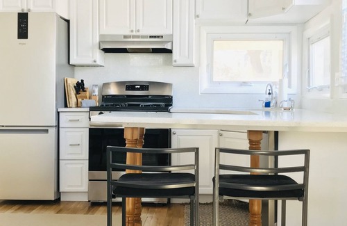 Mattituck Cottage | Charming and Convenient Cottage 2 min to the Beach