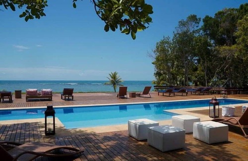 Alto da Cruz Apartment | Charming and Cozy Bungalow Beach - BAH013