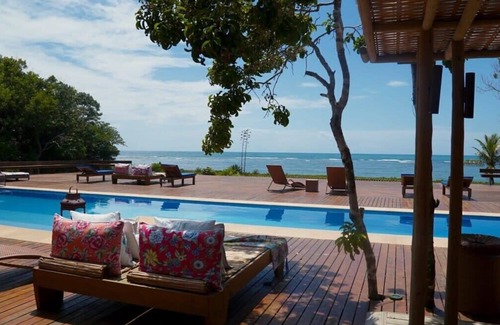 Alto da Cruz Apartment | Charming and Cozy Bungalow Beach - BAH013