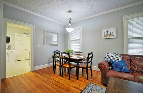 Columbus House | Charming and cozy home by a Historic District