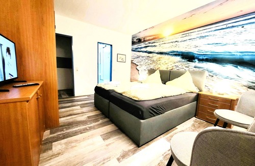 Cuxhaven Hotel | "Charming and Cozy Hotel in Cuxhaven City Center, Steps from the Harbor