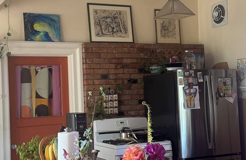 Eureka House | Charming and Cozy Room in beautiful Eureka Victorian