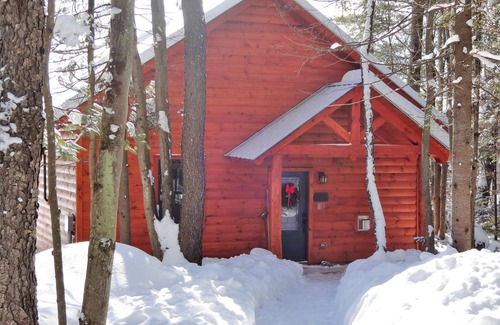 Ripton Cabin | Charming and meticulously cleaned cabin with panoramic view of the Green Mtns