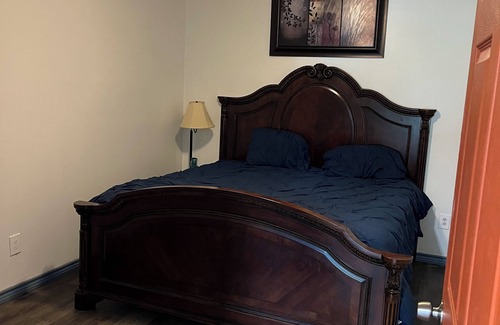 Oakhurst Bed & Breakfast | Charming and Quiet B&B with 2 bedrooms and Wi-Fi, AC in Quaint Coldspring