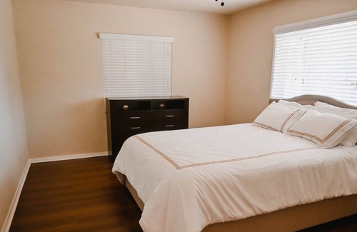 Moreno Valley House | CHARMING AND RELAXING -Huge Back Yard- Near UCR And Medical Center