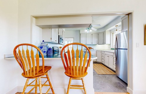 Burley House | Charming and serene home with al fresco dining, wood fireplace, & mtn views