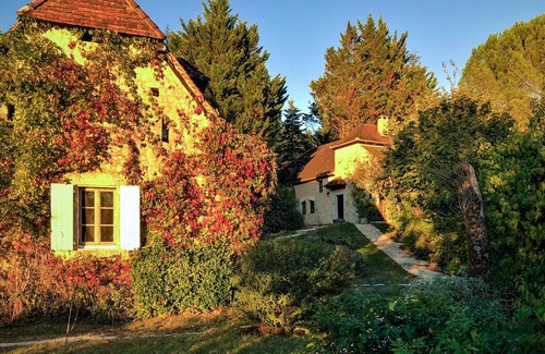 Soucirac House | Charming and spacious cottage with swimming pool in idyllic countryside.