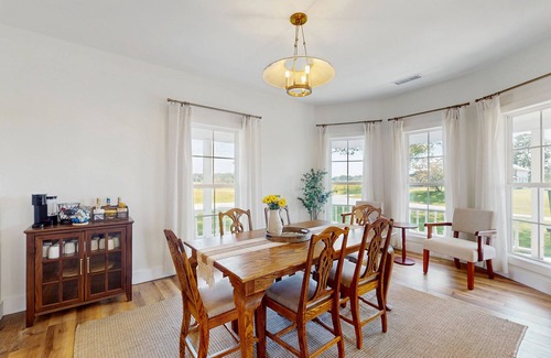 Cleveland House | Charming and spacious country home with mountain views