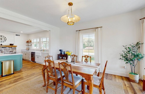 Cleveland House | Charming and spacious country home with mountain views