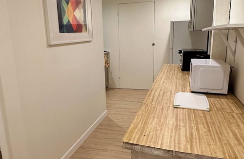 Cully House | Charming and spacious 1 bedroom unit in house. Private and very comfortable.