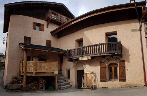 Saint-Marcel Cottage | Charming apartment in a chalet in the heart of the 3 Valleys