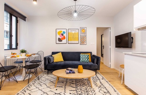 Strasbourg -Saint-Denis Apartment | Charming apartment - 2BR/6P - Grands Boulevards