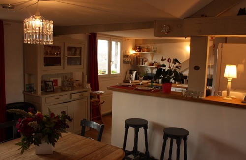Vannes Apartment | charming apartment building 19th in historic city center.
