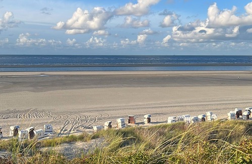 Spiekeroog Apartment | Charming apartment for 4 persons in the house Seeschwalbe up de Dün at TRANPAD 9