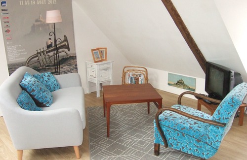 Granville Apartment | Charming apartment F2, full center, 200m from the beach, free parking prox