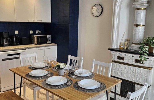 Quartier de Rochechouart Apartment | Charming apartment for 4/5 people