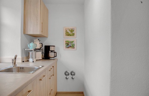 Bad Toelz Apartment | Charming Apartment “Holunder” with Mountain View, Wi-Fi, Balcony & Garden
