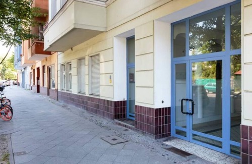 Charlottenburg-Nord Apartment | Charming apartment in an old, fully renovated building in central Berlin