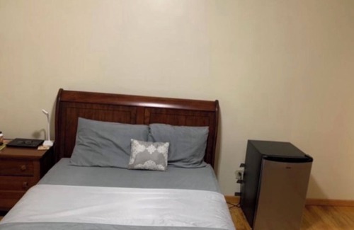 Ironbound District Apartment | Charming apartment in delightful Newark with WiFi and AC