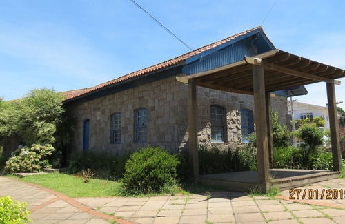 Centro Apartment | Charming apartment in front of the Stone Cathedral in Canela (up to 5 people)
