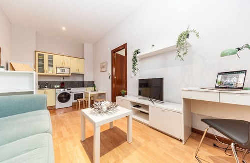 Gijon-Este Apartment | Charming Apartment in Gijón Private Garden