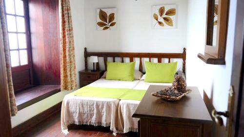 Los Silos Apartment | Charming apartment in Los Silos with terrace and barbecue
